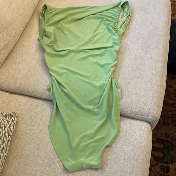 Norma Kamali Tara Bodysuit - Picture 6 of 9